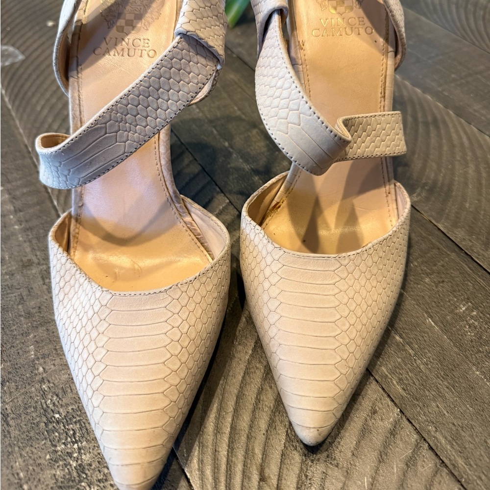 Vince Camuto Cailin D'orsay Beige Heel Size 8.5